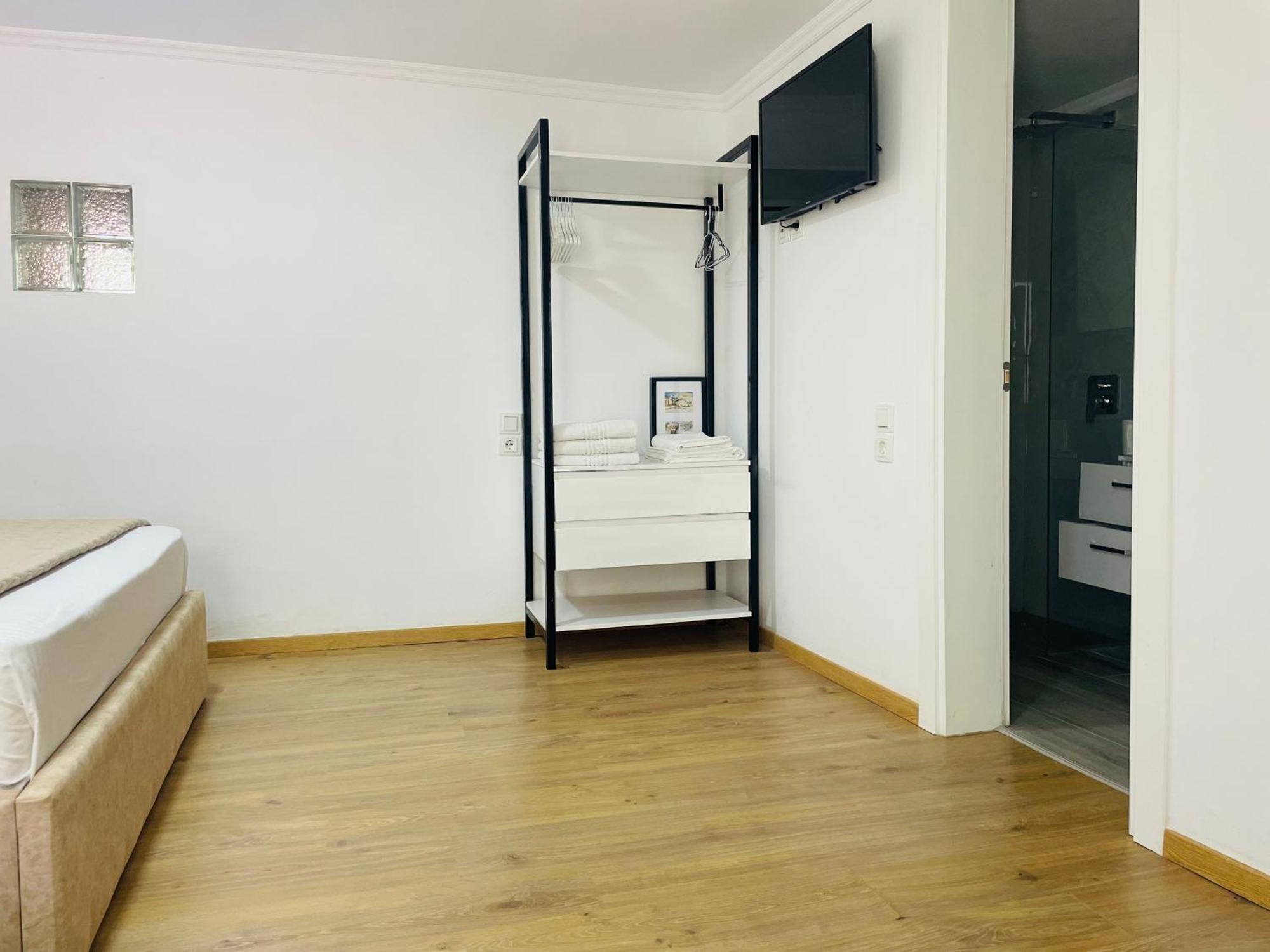 Guesthouse Near The Castle Of Химар Екстериор снимка