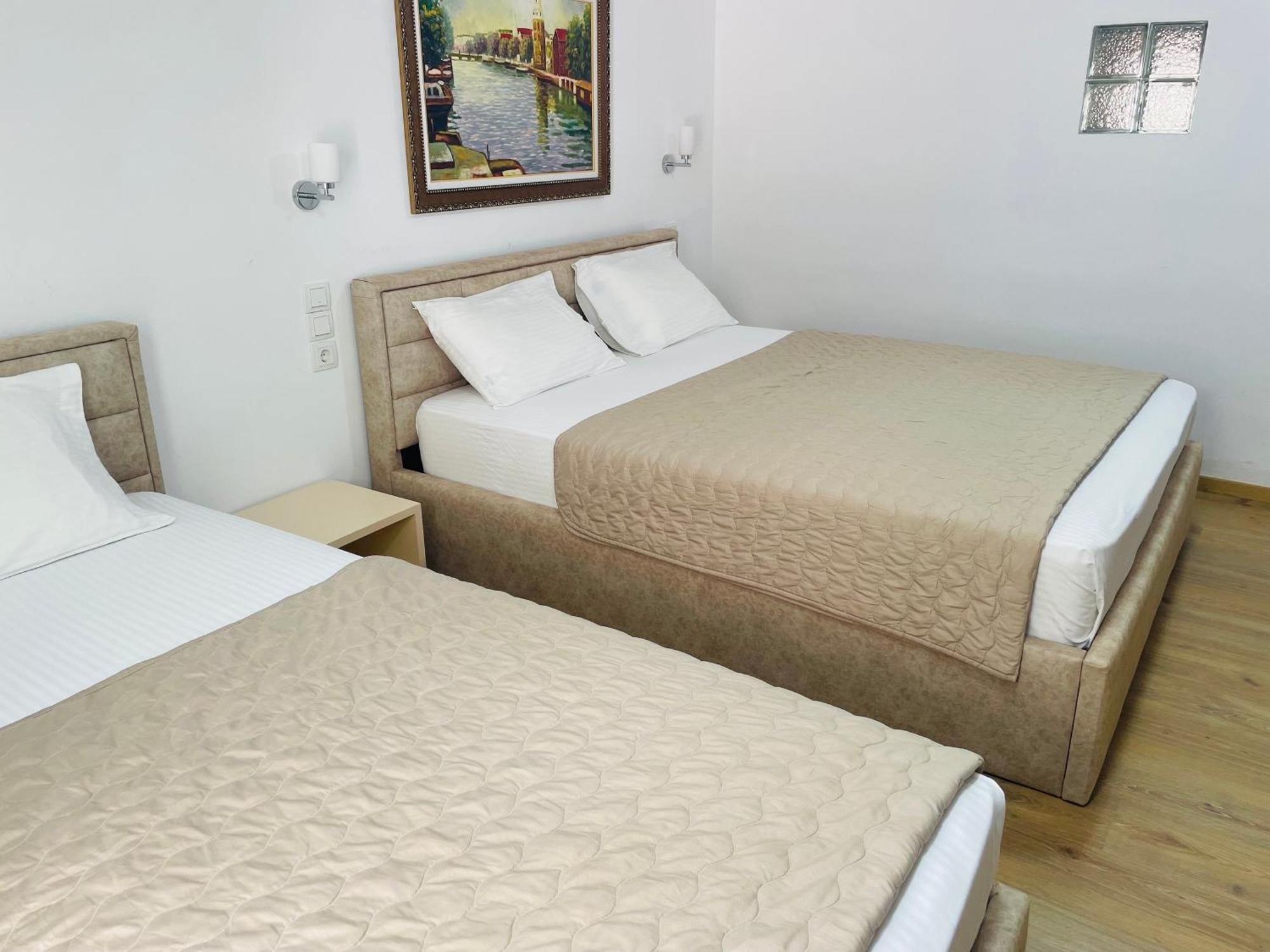 Guesthouse Near The Castle Of Химар Екстериор снимка